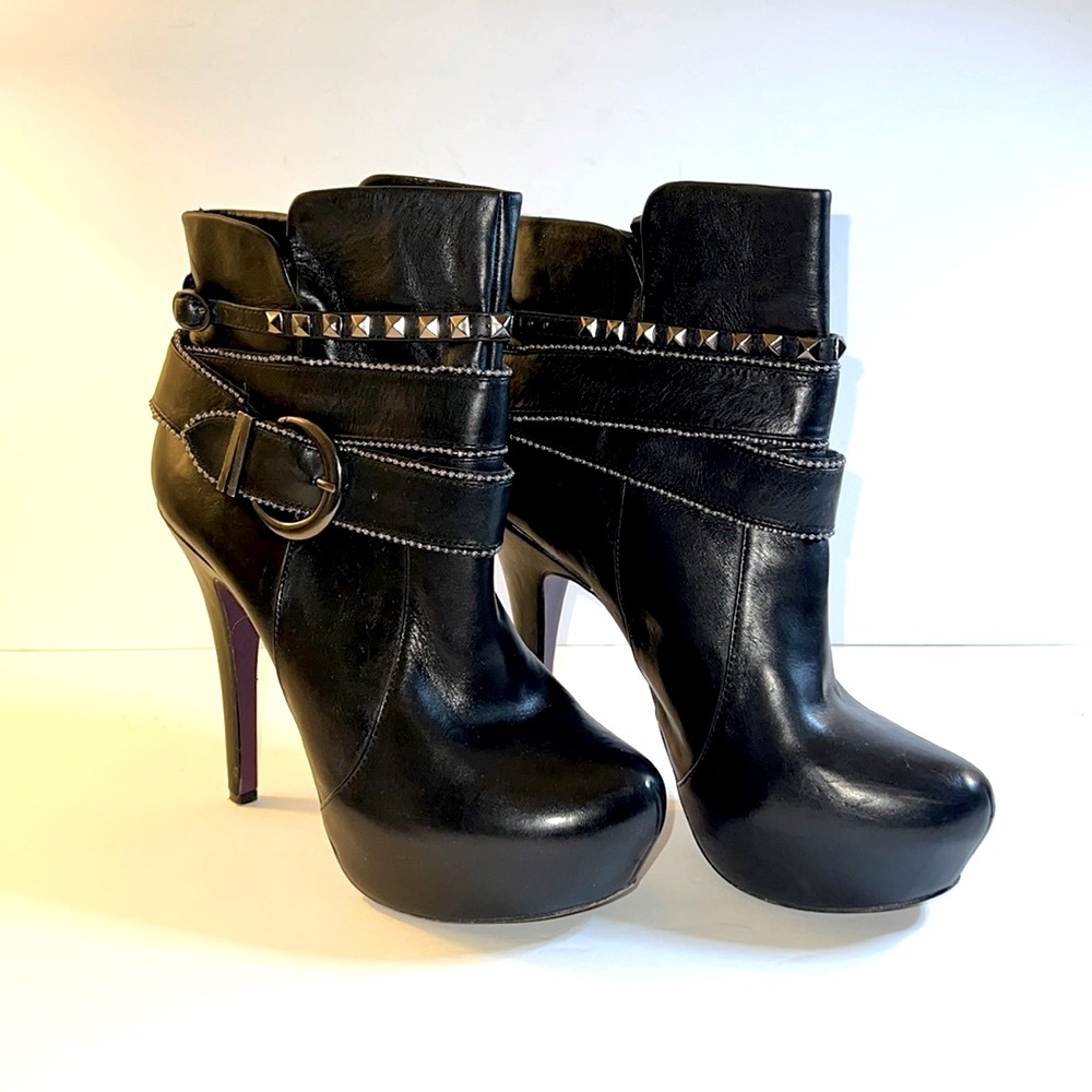 Women’s Black leather Mojo Moxy Platform Ankle Boots